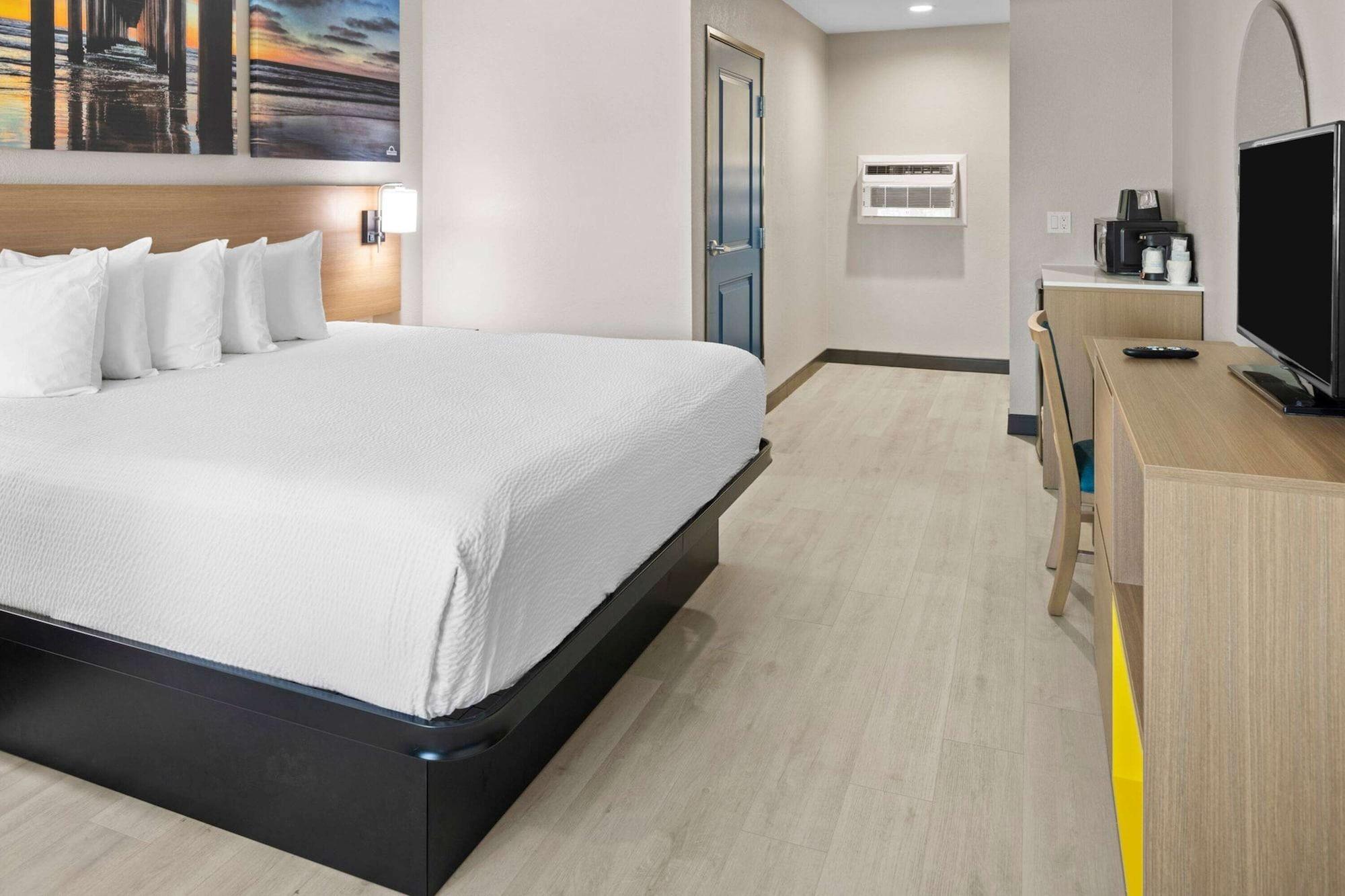 Days Inn By Wyndham San Diego-East/El Cajon Εξωτερικό φωτογραφία